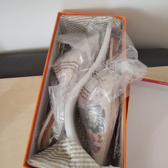 Kate Spade Mules - Picture 4 of 4